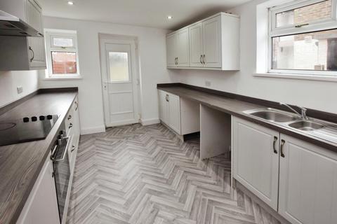 3 bedroom end of terrace house for sale - Stansted Walk, Manchester, Greater Manchester, M23