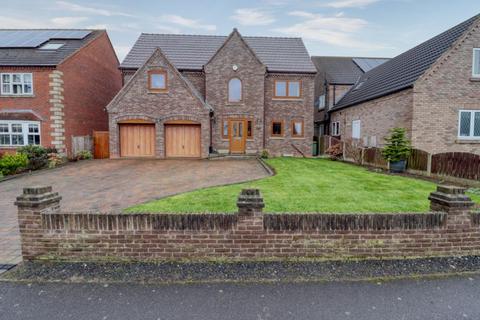 5 bedroom detached house for sale, Lindsey Drive, Crowle