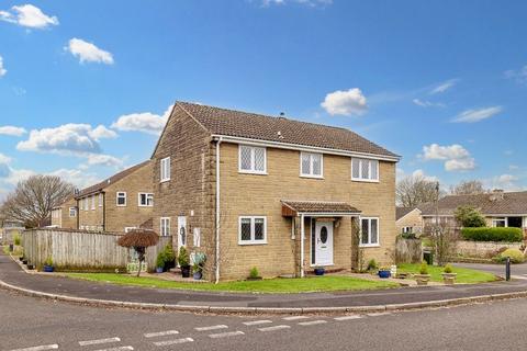 4 bedroom detached house for sale, Mullins Way, Castle Cary