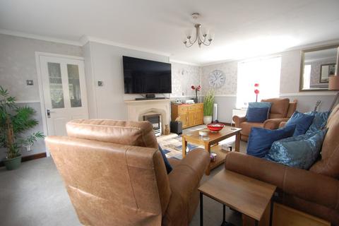 17 Mill Close, Tiptree, Colchester, CO5 0LE