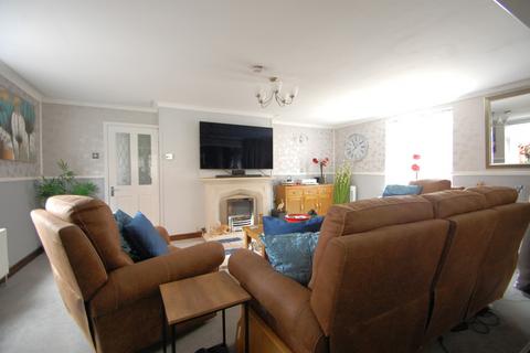 17 Mill Close, Tiptree, Colchester, CO5 0LE