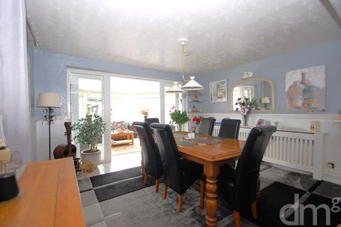 17 Mill Close, Tiptree, Colchester, CO5 0LE