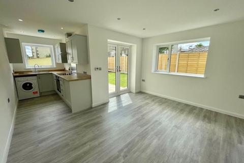 1 bedroom detached bungalow for sale, Lansdown Walk, Lydney GL15