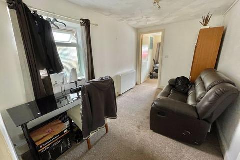 2 bedroom apartment for sale, High  Street, Cinderford GL14