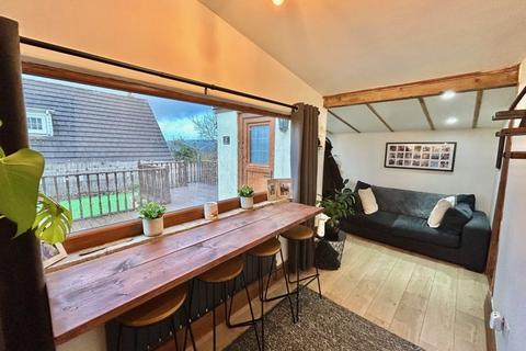 2 bedroom cottage for sale, Meendhurst Road, Cinderford GL14