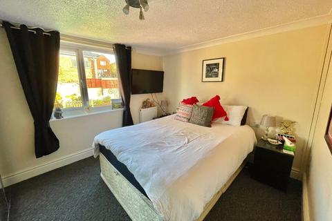 2 bedroom property for sale, Church Road, Cinderford GL14