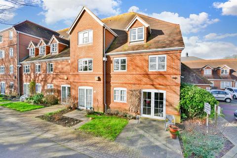 1 bedroom flat for sale, Orchard Place, Faversham, Kent