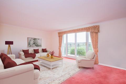 3 bedroom apartment for sale - Ravenscourt, Thorntonhall, Glasgow