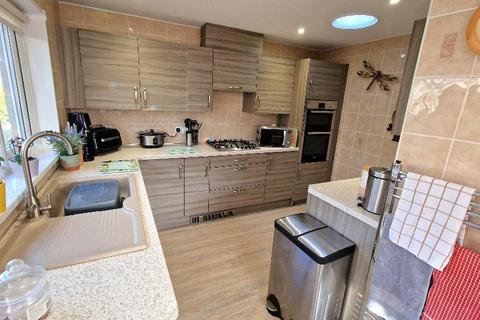 2 bedroom detached bungalow for sale, Brook Furlong, Bembridge, Isle of Wight, PO35 5QR