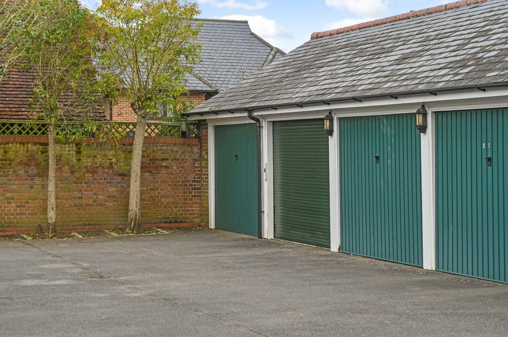 End Garage
