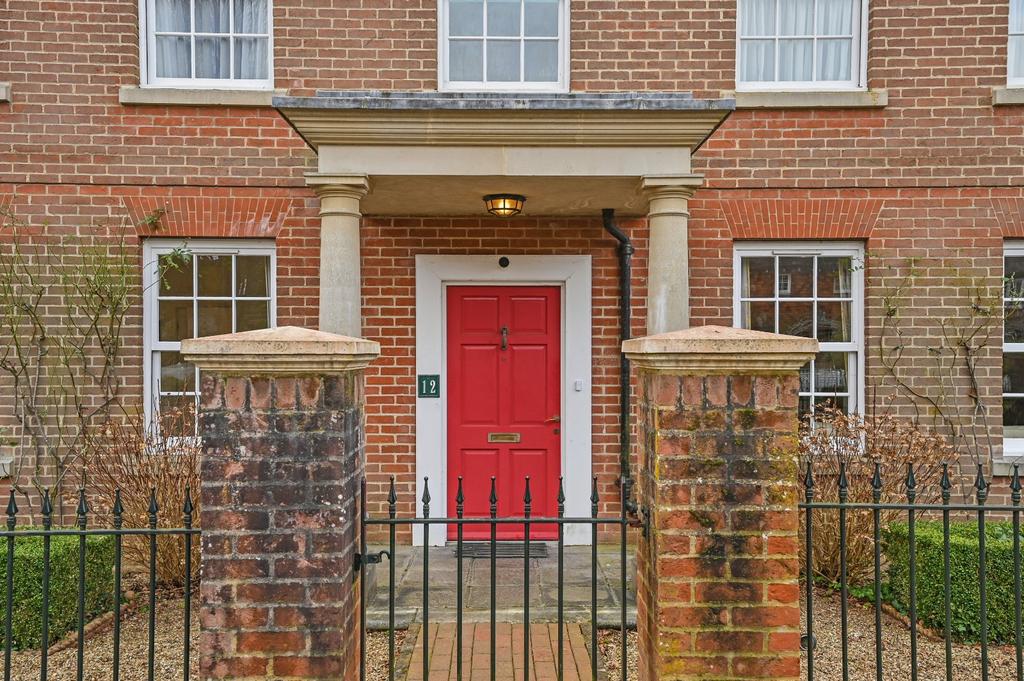 Private Entrance