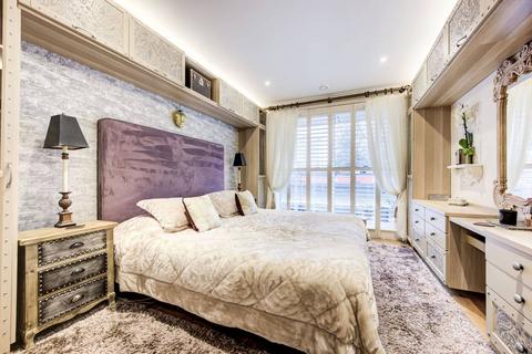 3 bedroom flat to rent, Amberley Road, Little Venice, London, W9
