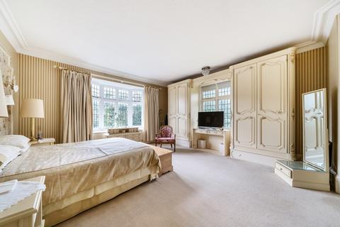 Hill Glen Park Avenue, Gravesend, DA12 1NS