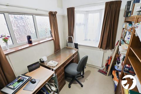 6 Westergate Road, London, SE2 0DR