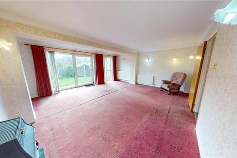 3 bedroom detached house for sale - Silverdale, Stanford-le-Hope, Essex, SS17