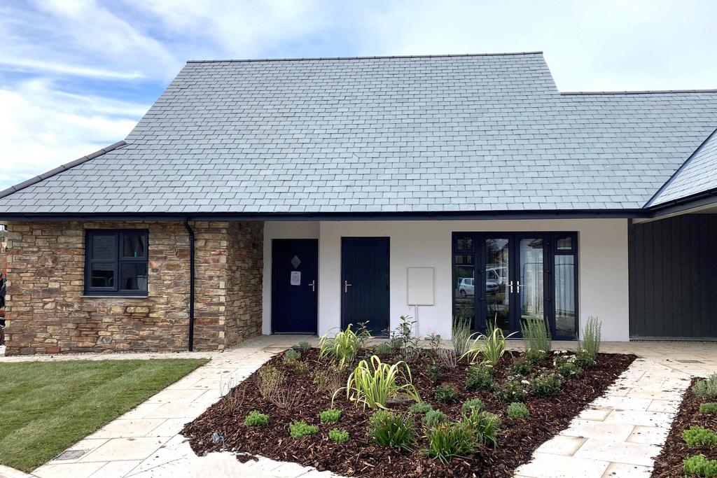 Kenwith Meadows, Abbotsham, Bideford... 2 bed bungalow for sale £350,000