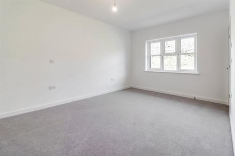 2 bedroom bungalow for sale, Kenwith Meadows, Abbotsham, Bideford, Devon, EX39