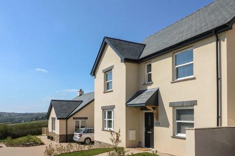 11 Lower Broad Park, West Down, Ilfracombe, EX34 8FQ