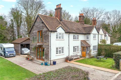 4 bedroom semi-detached house for sale - Does Hill, Dudbrook Road, Kelvedon Common, Brentwood, CM14