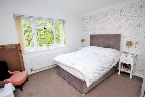 2 bedroom ground floor flat for sale - 24-28 Bournemouth Road, Lower Parkstone, Poole, BH14