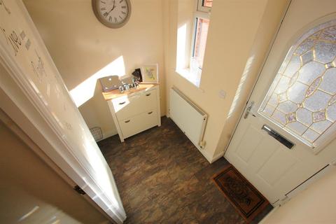 8 Somers Square, Welham Green, Hatfield, AL9 7PS