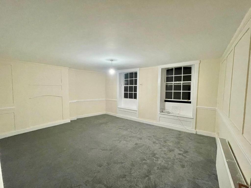 Bedroom 3.jpg