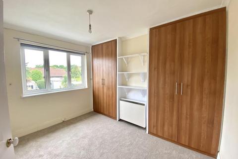 1 bedroom maisonette to rent, Wood End Green Road, UB3 2SH