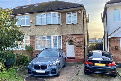 26 Maple Road, Hayes, UB4 9LR