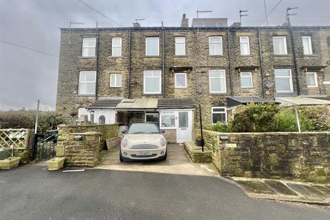 2 bedroom terraced house for sale, West Avenue, Bradford BD15