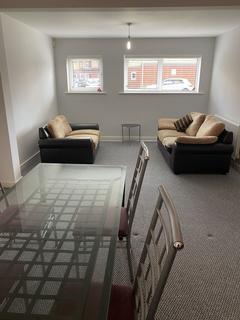 2 bedroom apartment to rent - 4 Central, Wharf Rd, Sale, M33 2ZH