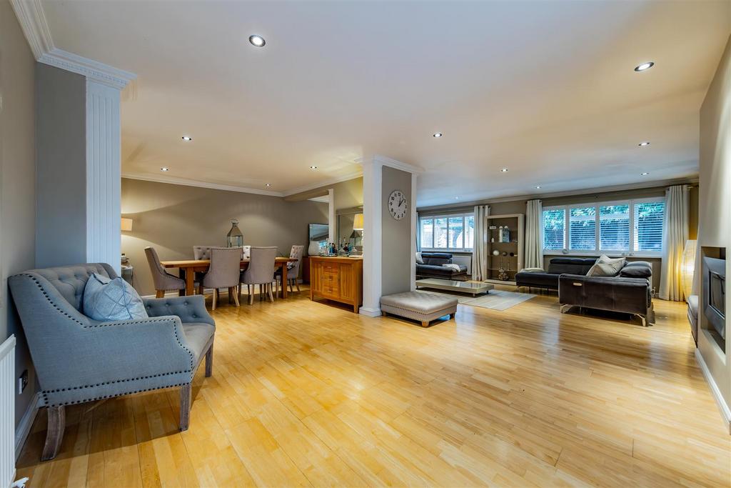 Open Plan Living / Dining Room