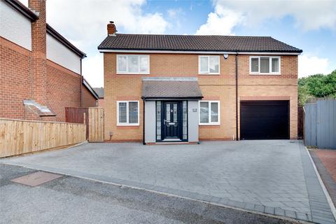 4 bedroom detached house for sale, Broadpark, Wardley, NE10