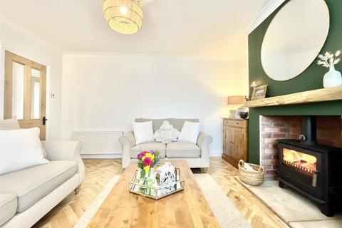 53 Cherrytree Drive, Whickham, Newcastle Upon Tyne, NE16 4TQ