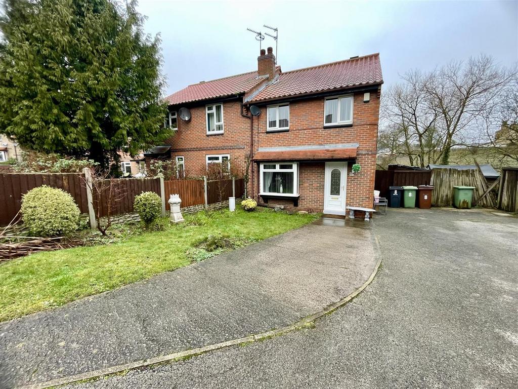 Primrose Hill Grove, Swillington 3 bed semidetached house £215,000