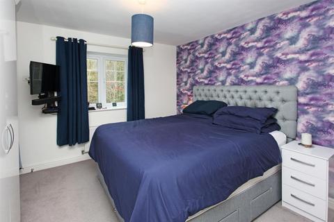 38 Farr Lane, Muxton, Telford, TF2 8TB