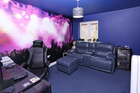 38 Farr Lane, Muxton, Telford, TF2 8TB