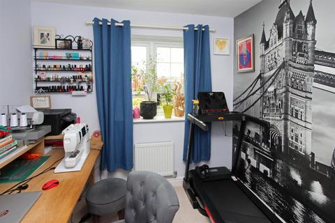 38 Farr Lane, Muxton, Telford, TF2 8TB