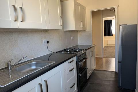 2 bedroom flat for sale, Freshwater Court, Lady Margaret Road, Southall
