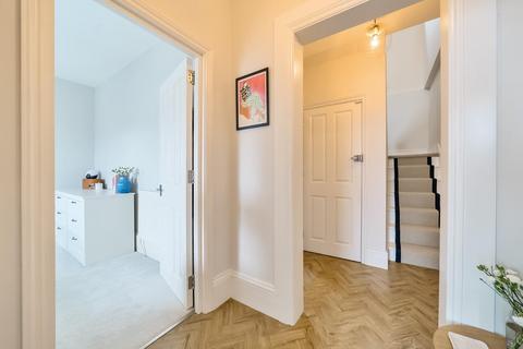 Flat 3, 13 Palace Grove, Bromley, BR1 3HA