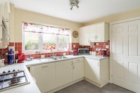 4 bedroom detached house for sale, Beamont Close, Lutterworth