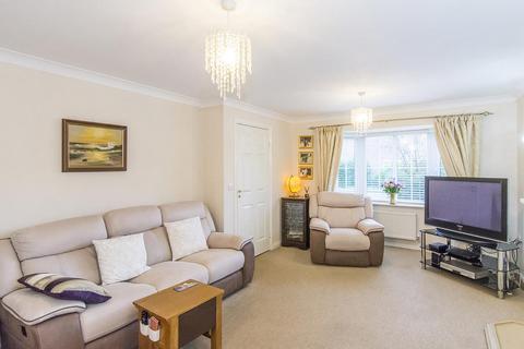 1 Beamont Close, Lutterworth, LE17 4GE