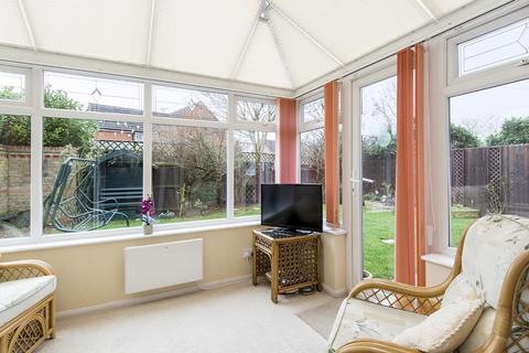 1 Beamont Close, Lutterworth, LE17 4GE