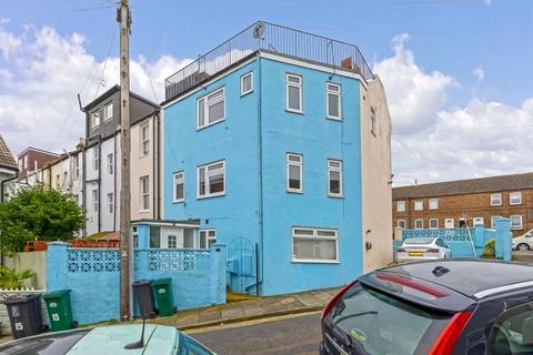 2 bedroom house for sale, Cromwell Street, Brighton
