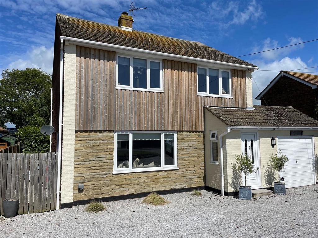 Winchelsea Beach 3 bed detached house for sale £400,000