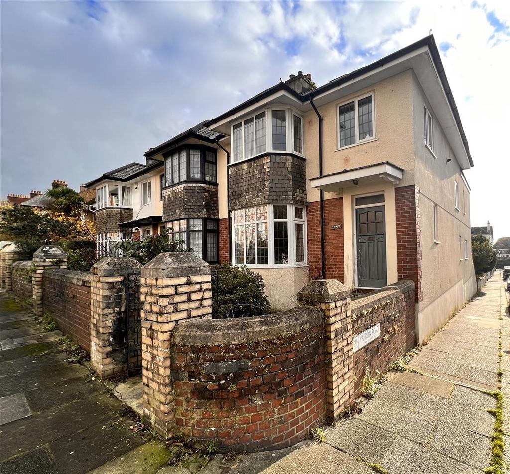Thornhill Road, Plymouth PL3 5 bed end of terrace house for sale £450,000