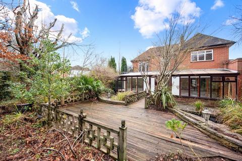 14 Warren Road, Banstead, SM7 1LA