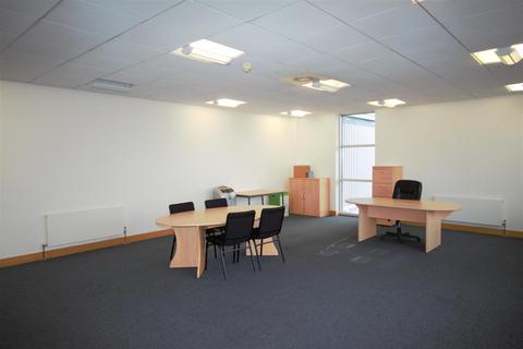 Office to rent, Fletchers Way, Wellesbourne, Warwick