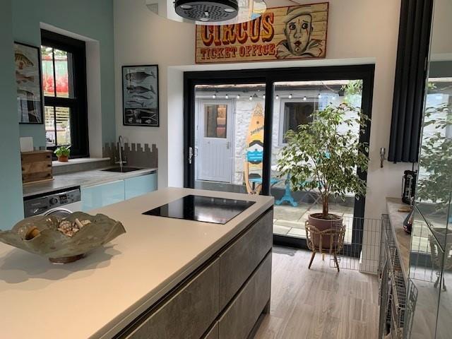 Kitchen 1.jpg