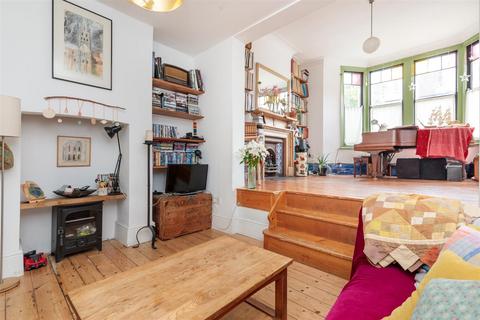 5 bedroom house for sale, Clissold Crescent, N16