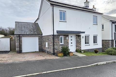 4 bedroom detached house for sale, Gwel An Woon, Goonhavern, Truro